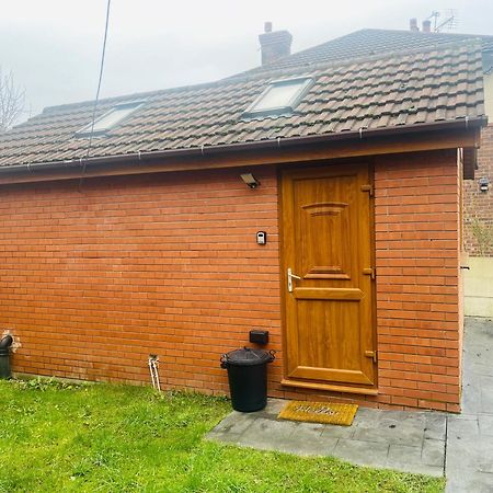 Private Guest House/Annexe Salford  Exteriér fotografie